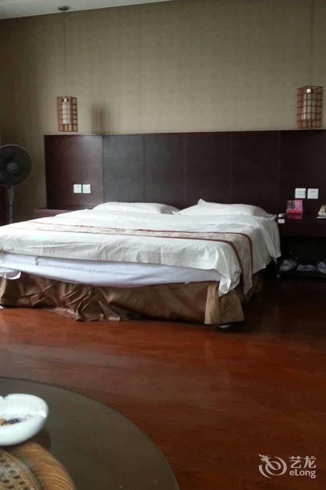 Super 8 Wenzhou Xingrong Hotel Exterior foto